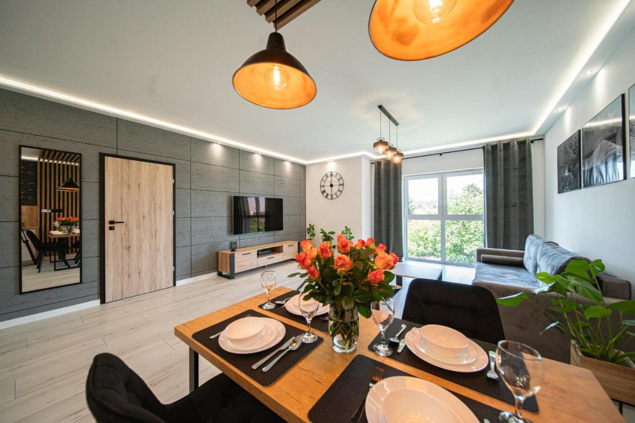 Apartamento Apartament Duzy Staw Jelenia Góra Exterior foto